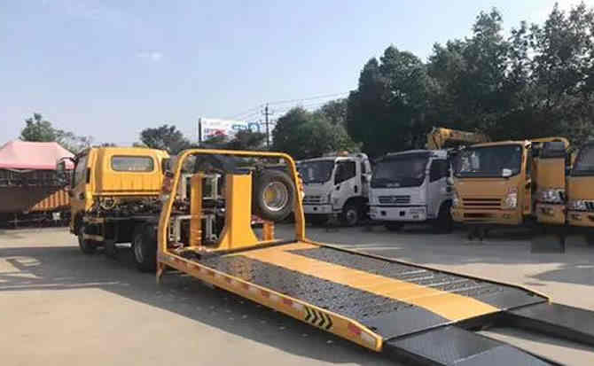清镇汽车中途维修案例